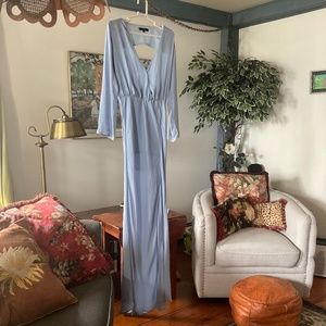 Olivaciuos Ice Blue Maxi long sleeve dress size small